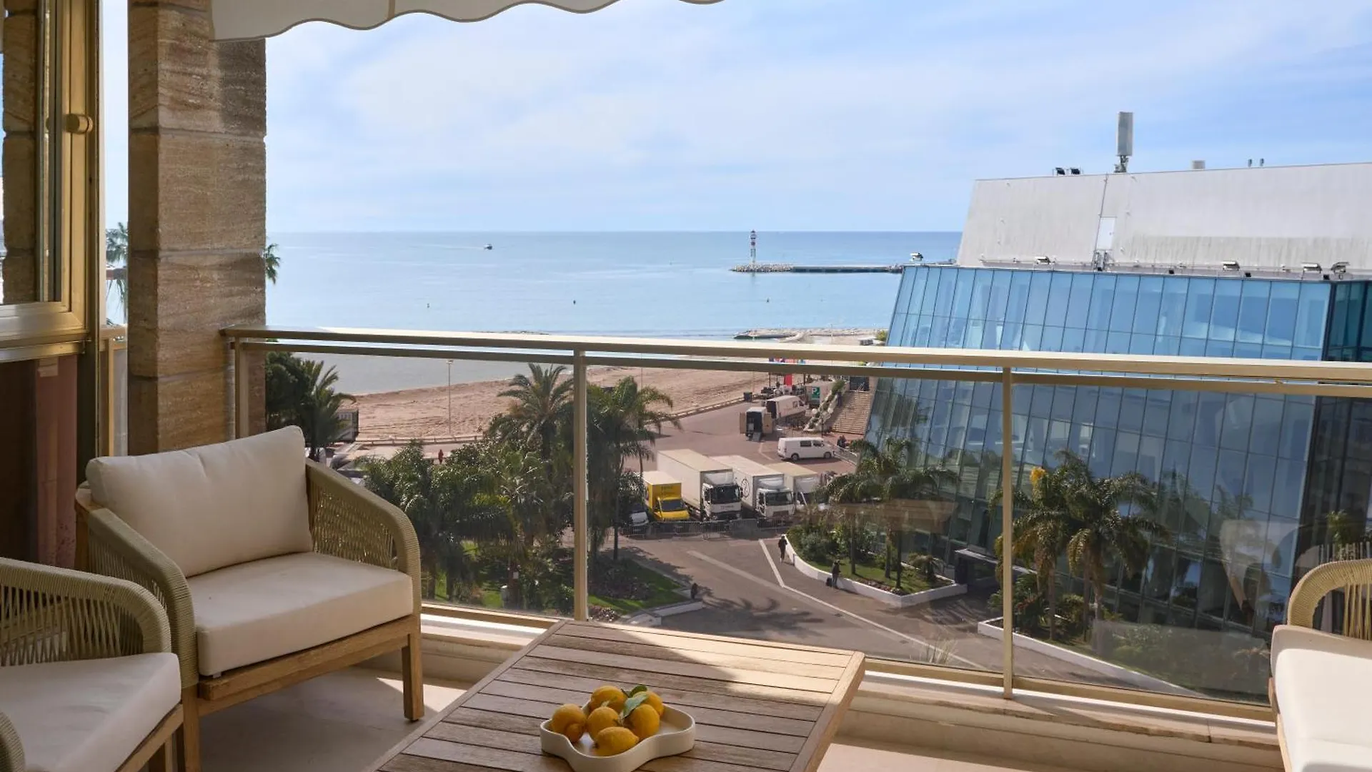 6 Croisette Beaches Sea View And Palais Des Festivals Cannes 0*,