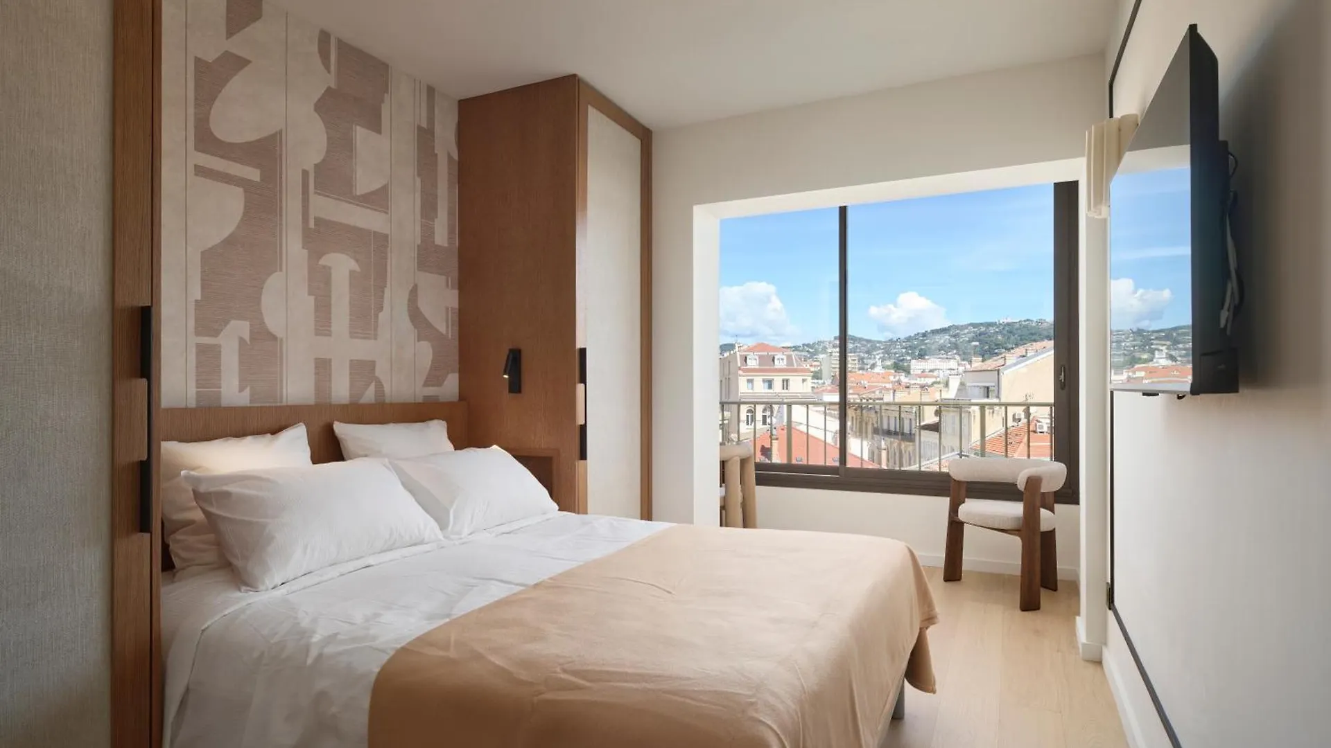 6 Croisette Beaches Sea View And Palais Des Festivals Cannes 0*,